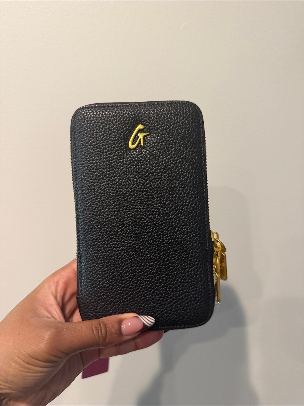 Pebble Phone Crossbody
